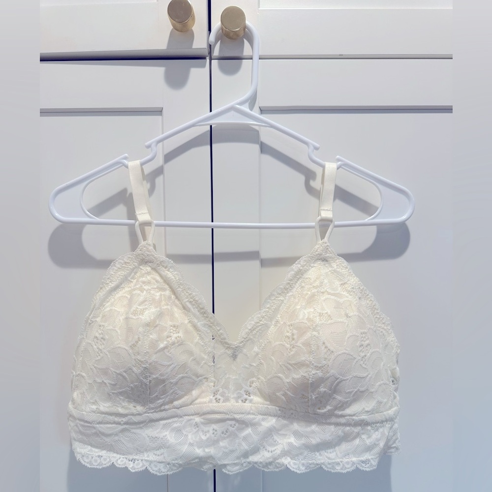 Aerie white ivory lace bralette size XL